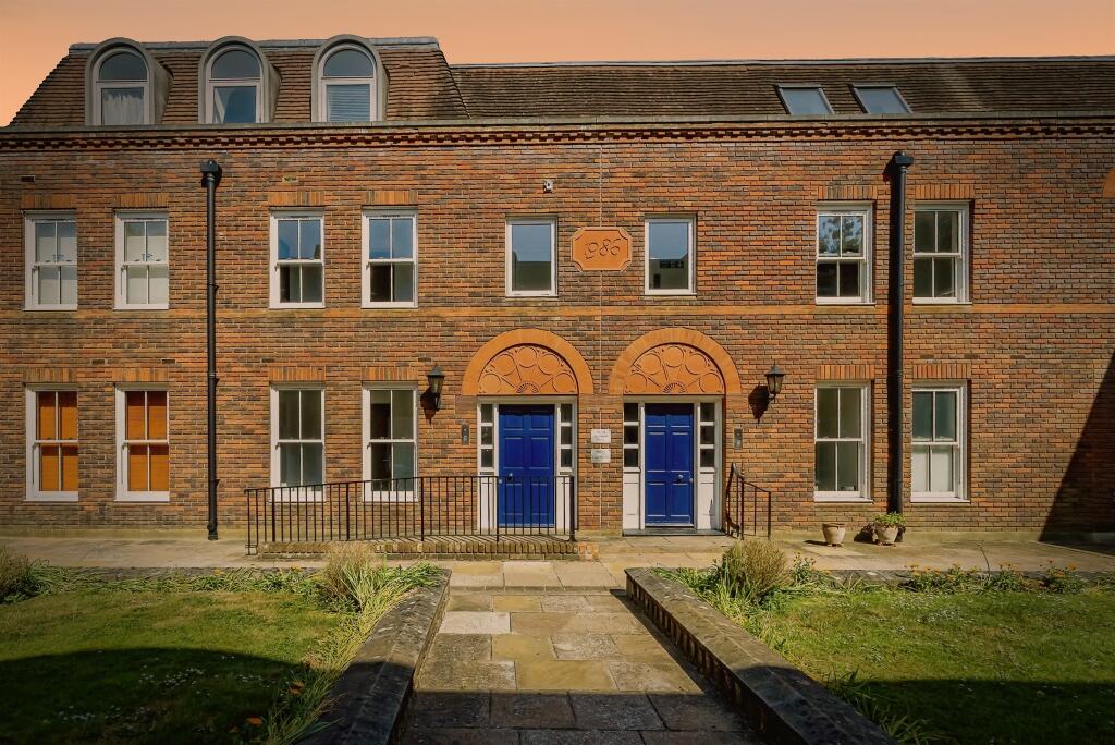 Main image of property: Oxford Road, AYLESBURY