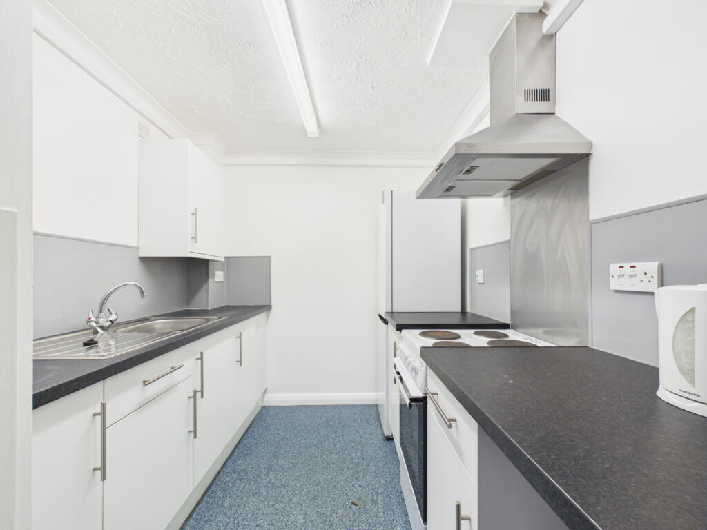 Apartment in Canterbury - View 4