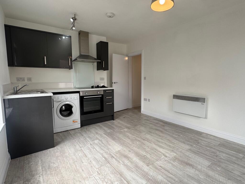 Apartment in Nottingham, Stapleford - View 4