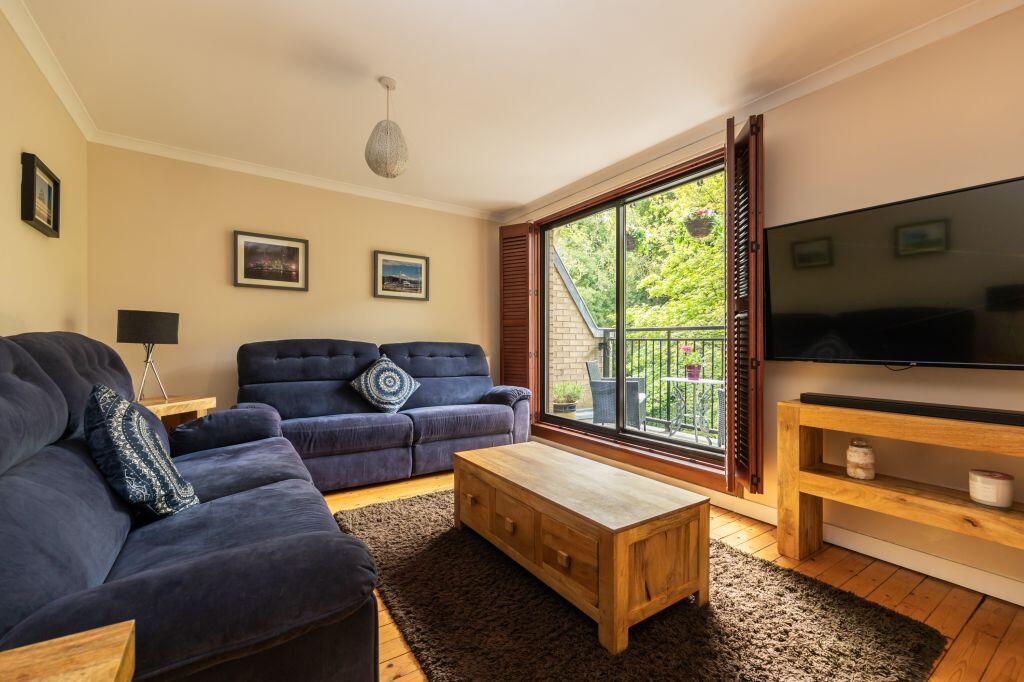12/2 Damside, Edinburgh, EH4 3BB - View 5