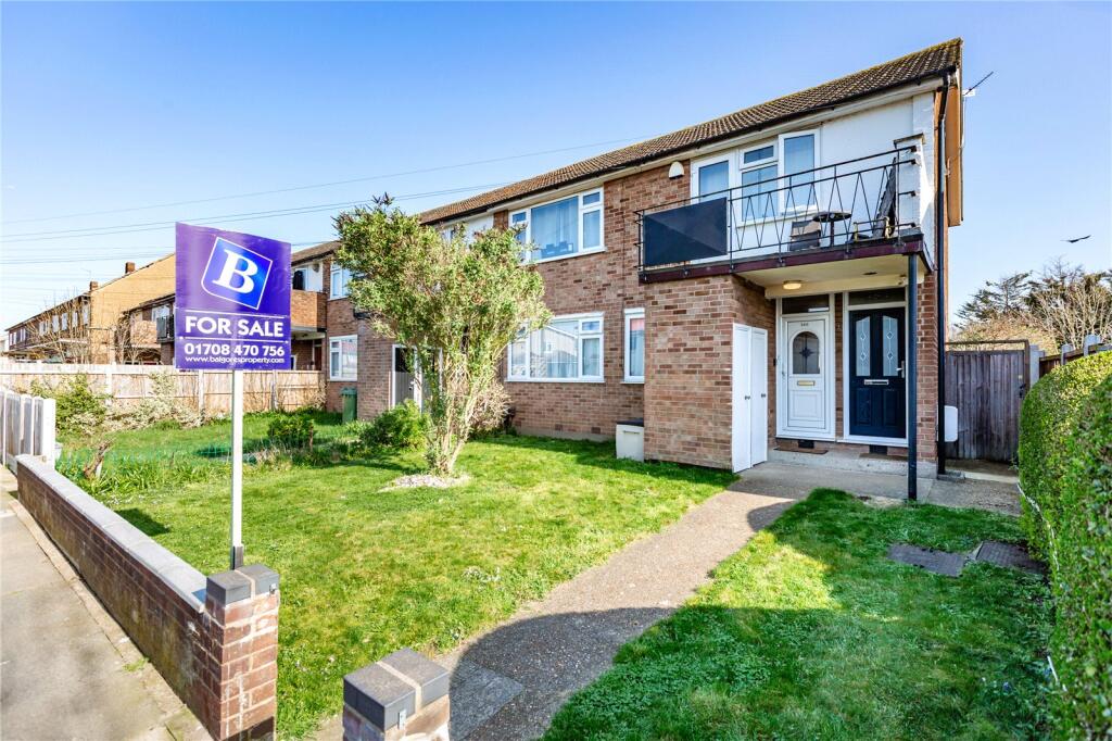 Albany Road, Hornchurch, RM12 photo 4