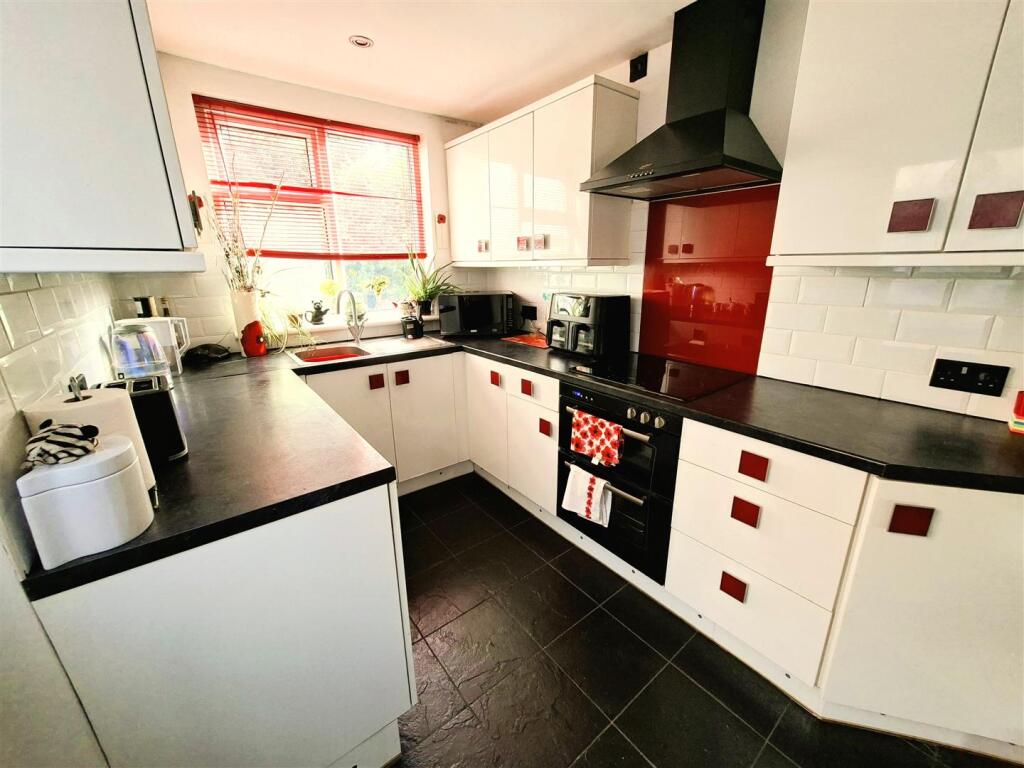 House in Birmingham, Acocks Green - View 5