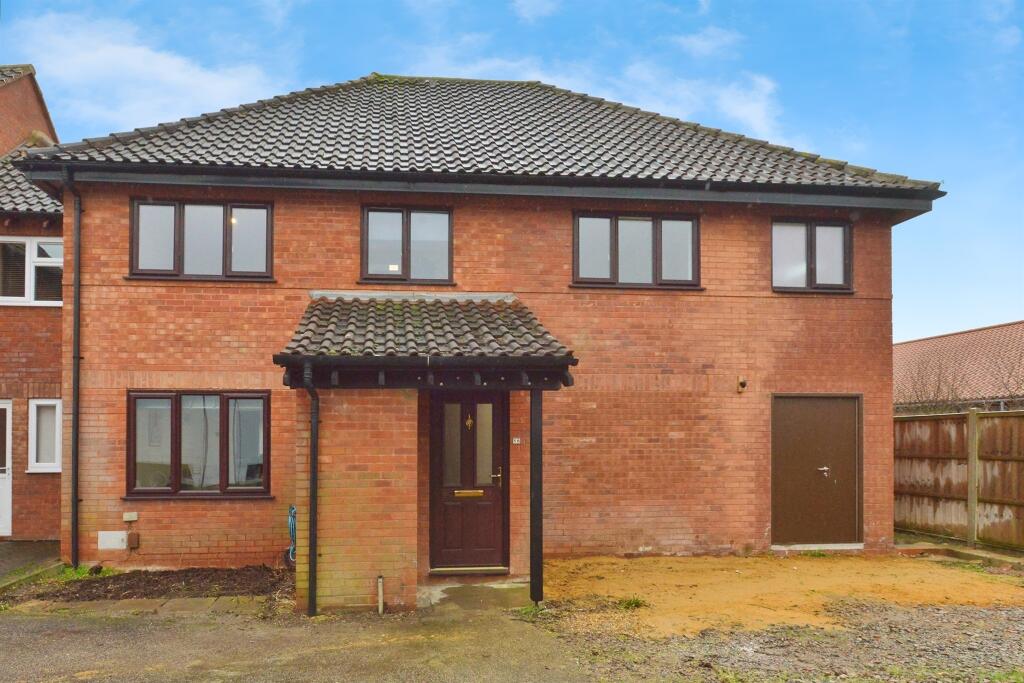 Main image of property: Harebell Close, Walnut Tree, Milton Keynes