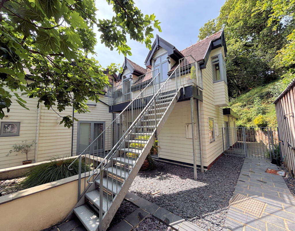 Main image of property: Apartment 4 The Old Stables ,Plas Panteidal , Aberdyfi LL35 0RF