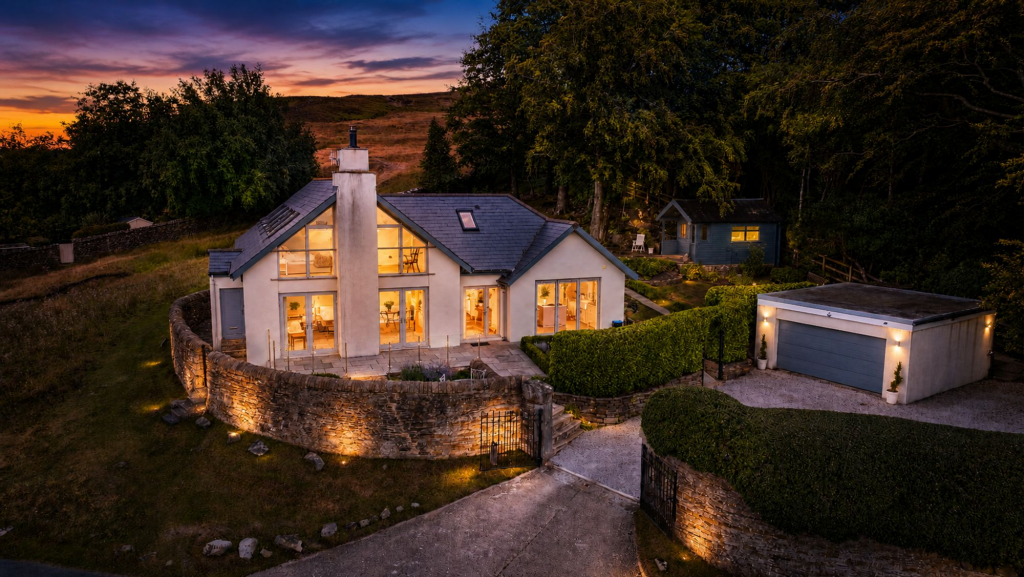 House in Leeds, Nesfield with Langbar