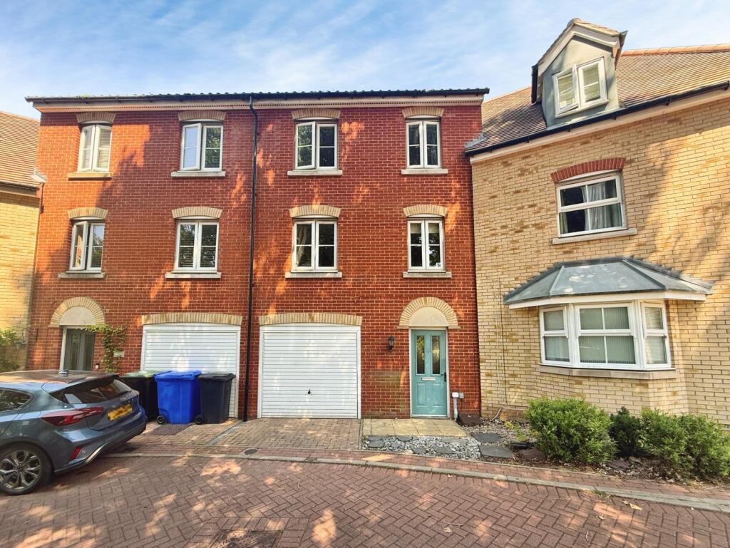 Main image of property: Fulham Way, Ipswich, Suffolk