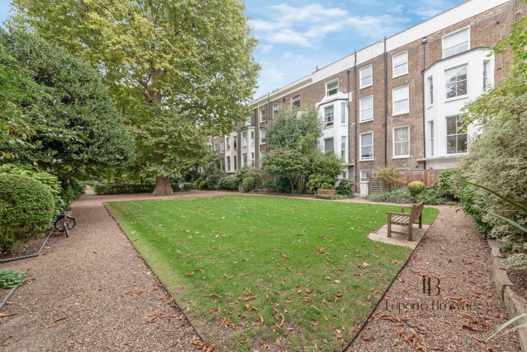 Apartment in London - View 5