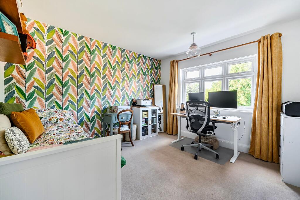 House in Salisbury - View 5