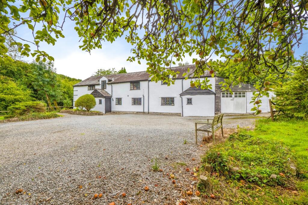 House in Cardiff, Llancarfan - View 3