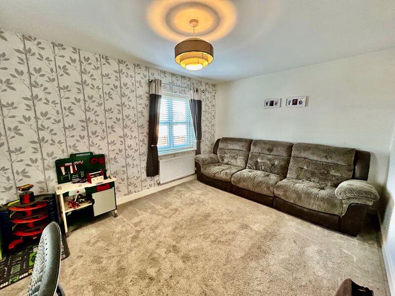 Wellingtons Grove, Cinderford photo 4