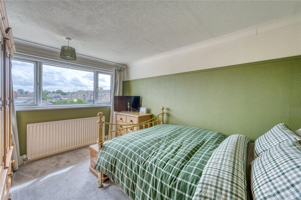 House in Stoke-on-Trent - View 5