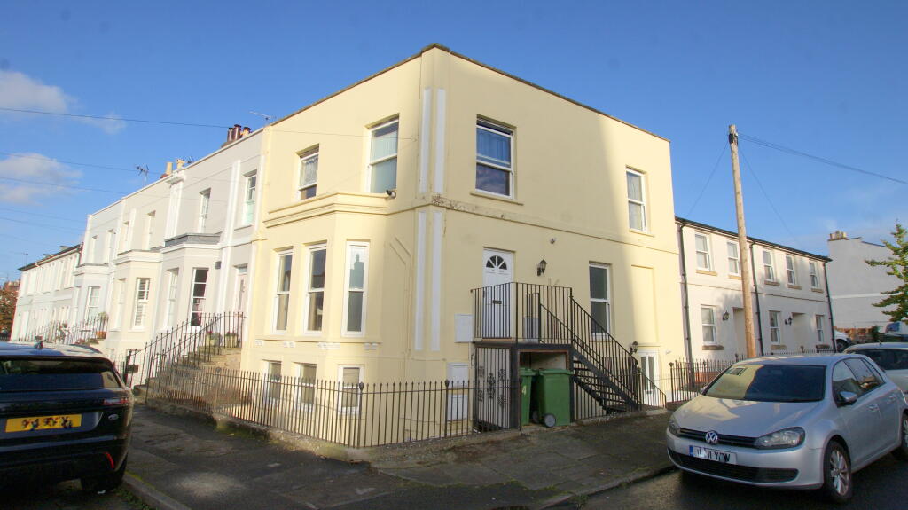 Main image of property: Gratton Road, Cheltenham