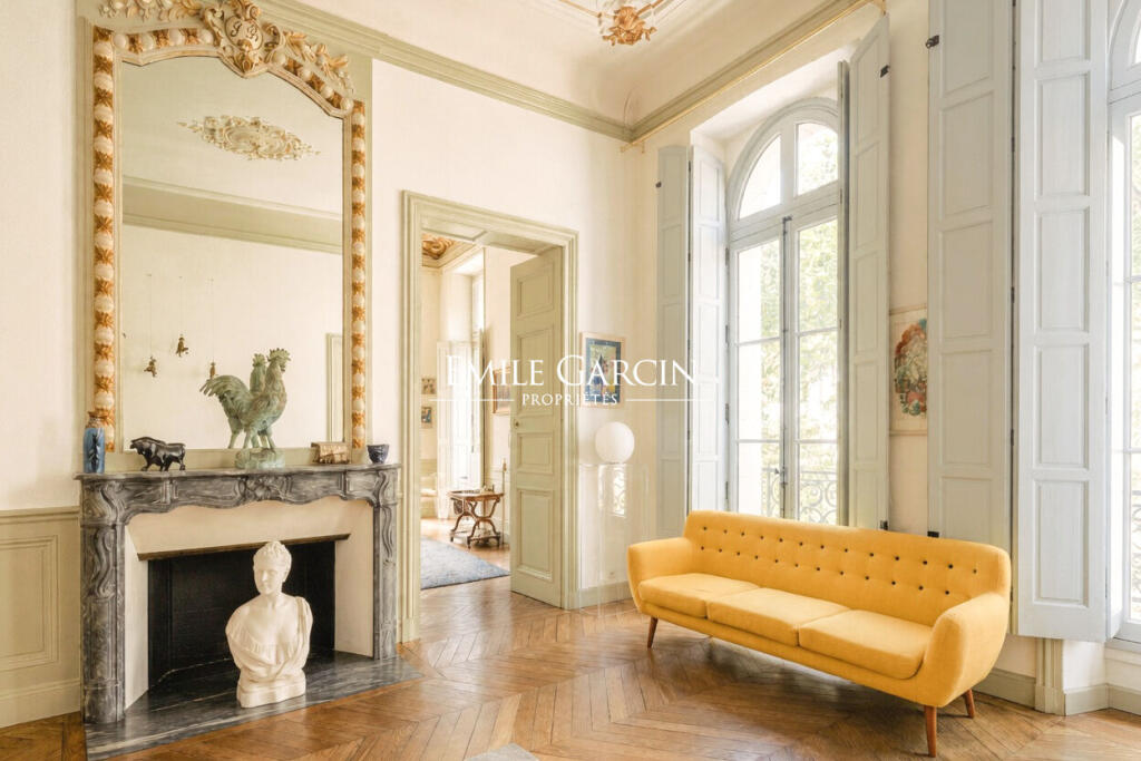 Main image of property: Provence-Alps-Cote d`Azur, Vaucluse, Avignon