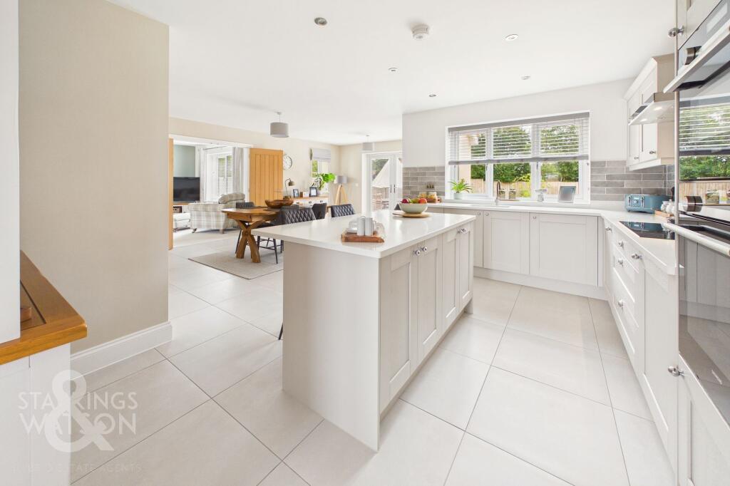 House in South Norfolk, Hales - More