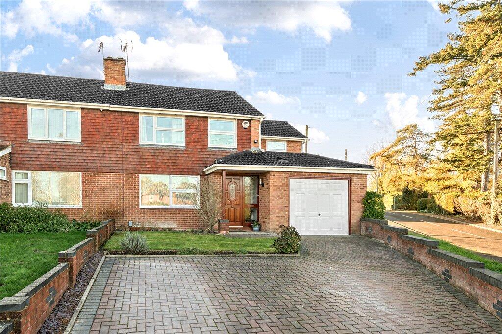 4-bed semi-detached on Kinver Close, Romsey, Hampshire, £450,000