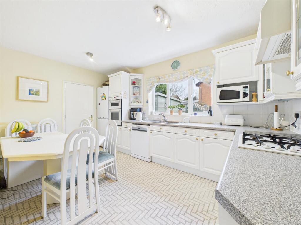 Mear Drive, Borrowash, Derby photo 3