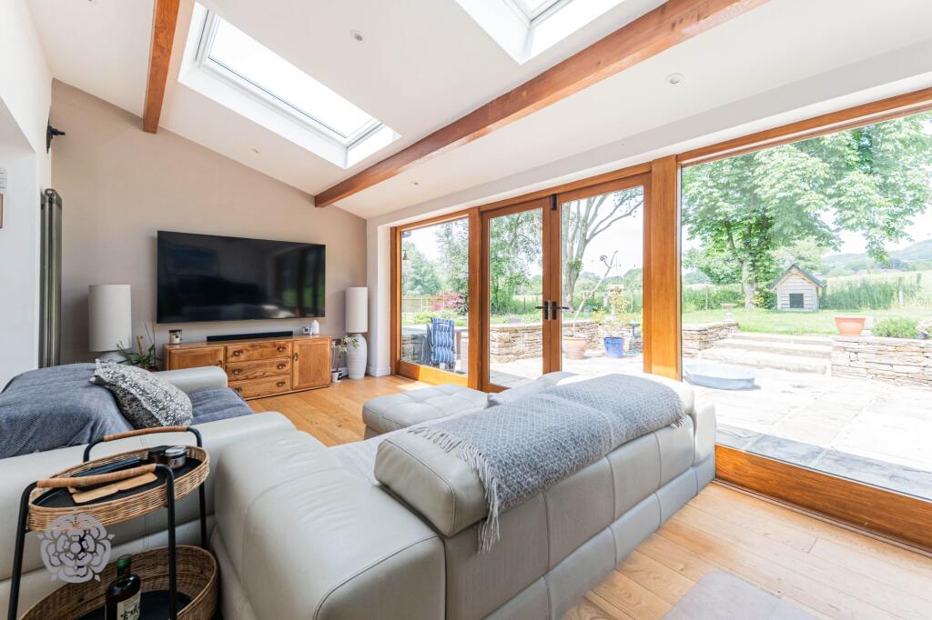 House in Bury, Brooksbottom - More