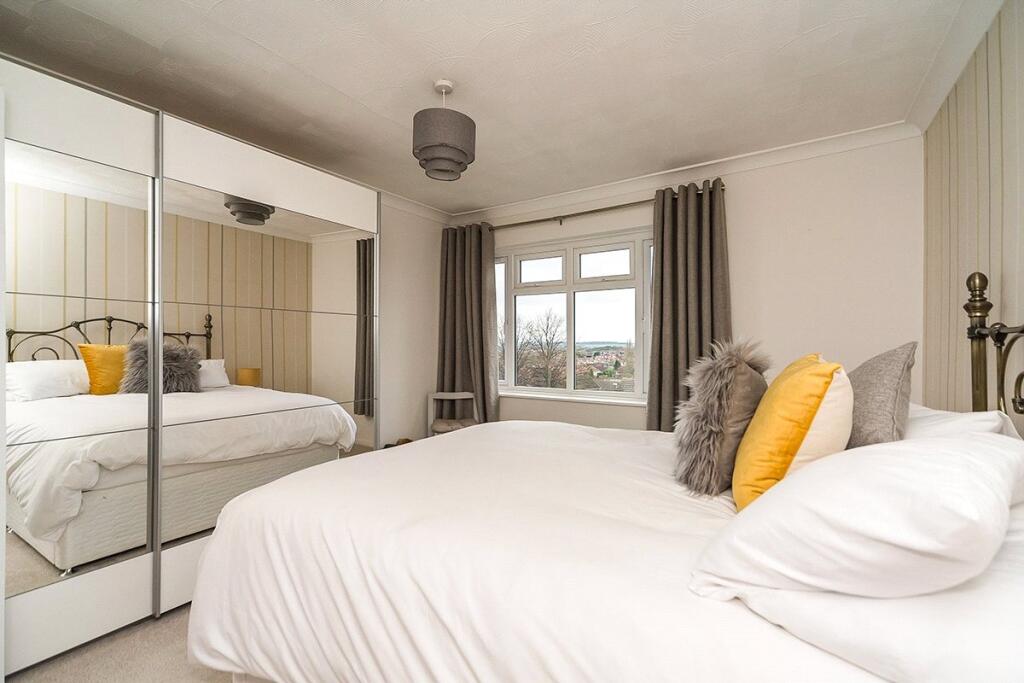 Apartment in Dudley - View 5