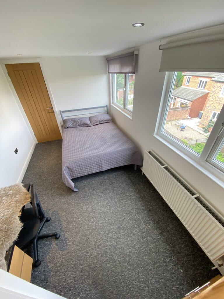 7 bedroom semi-detached house for rent