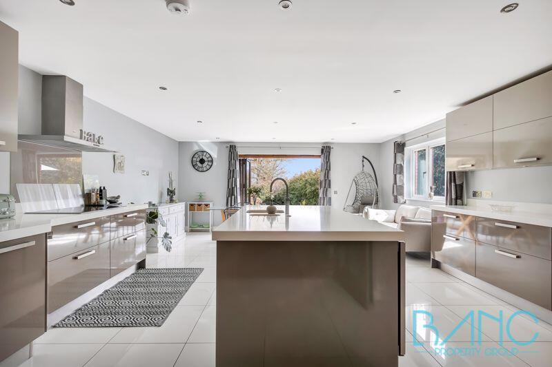 House in Enfield - View 4