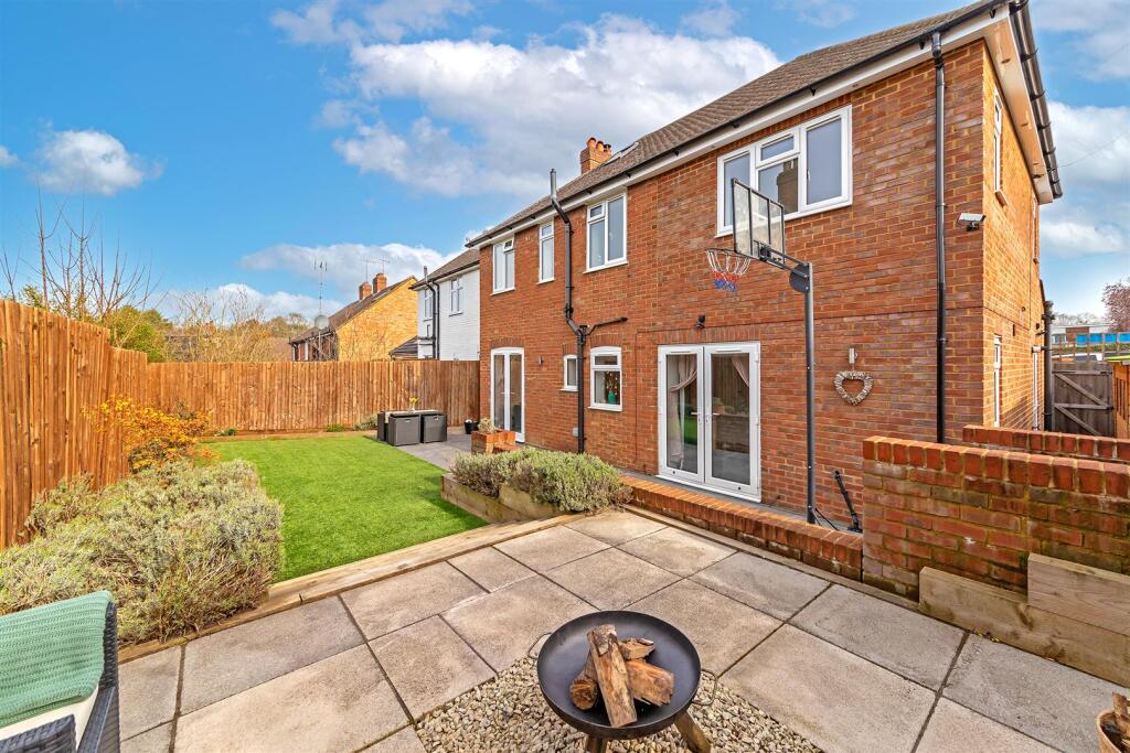 Additional image 23 of Townsend Drive, St Albans