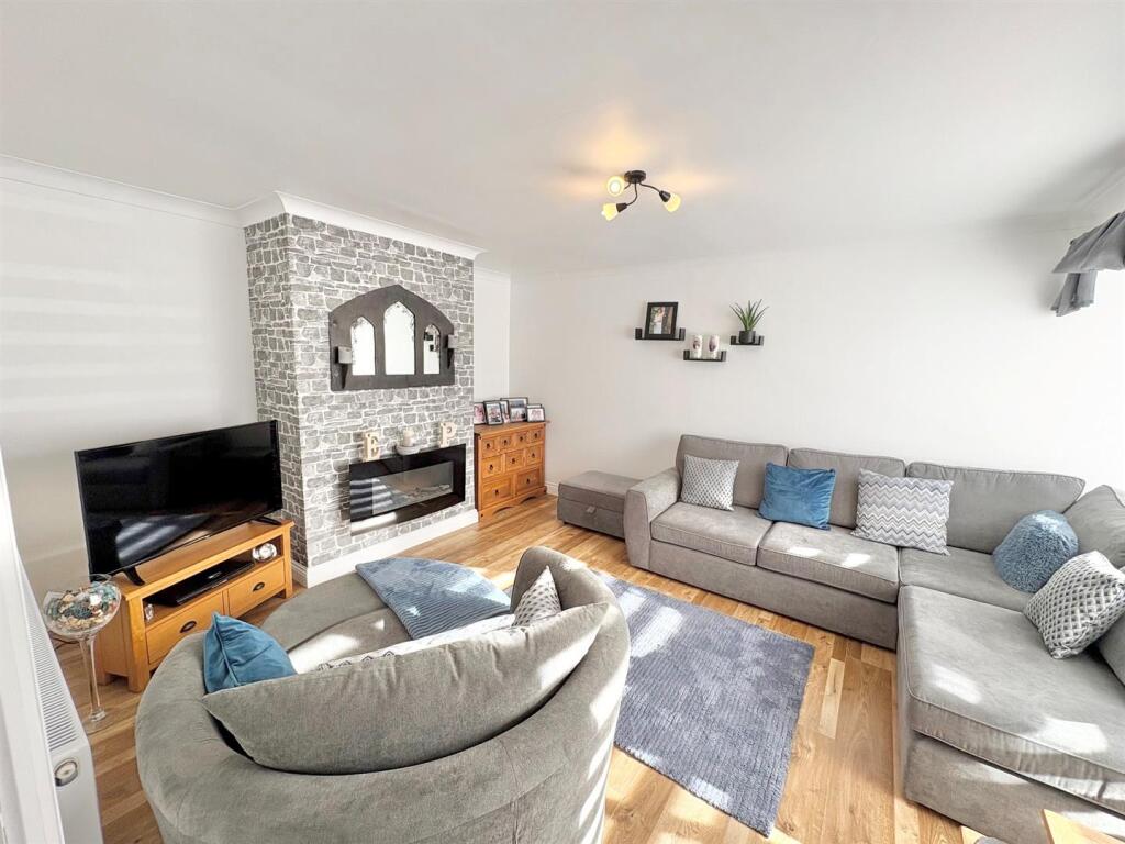 House in Warrington, Lowton - View 2