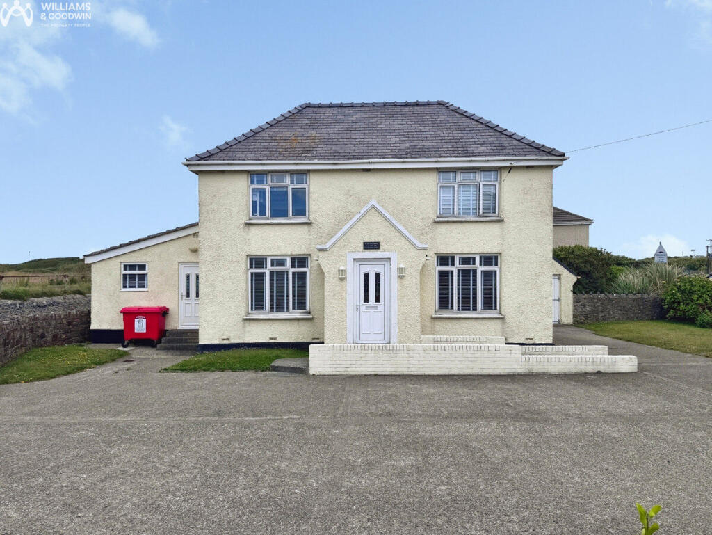4-bed detached on Lon St Ffriad, Trearddur Bay, Anglesey, LL65, £460,000