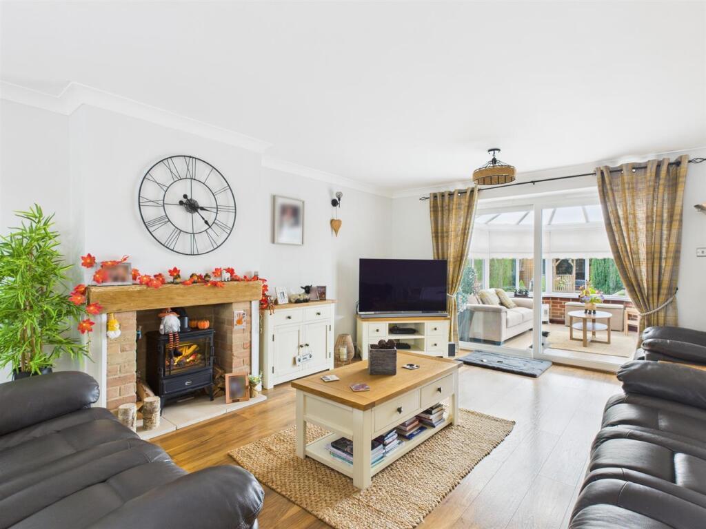 House in Peterborough - View 2