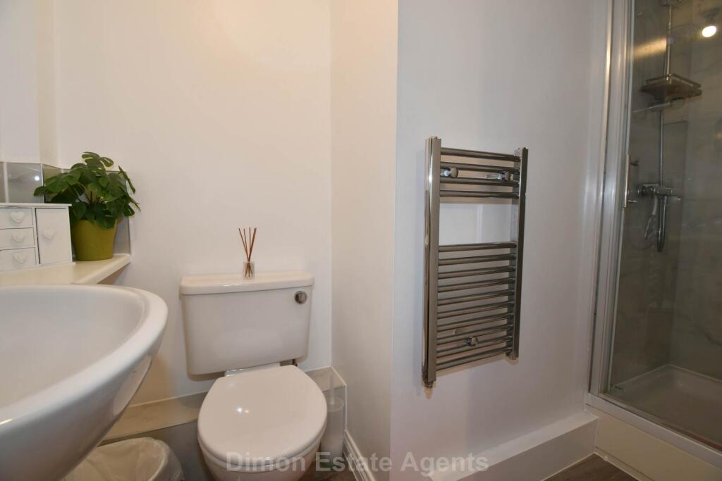 Apartment in Portsmouth - View 3