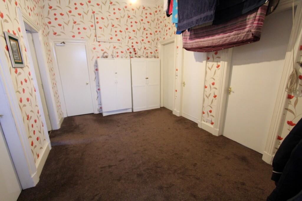 Apartment in Glasgow - View 2