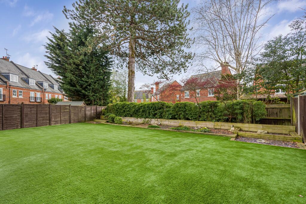 Additional image 32 of Boyes Crescent, London Colney, AL2