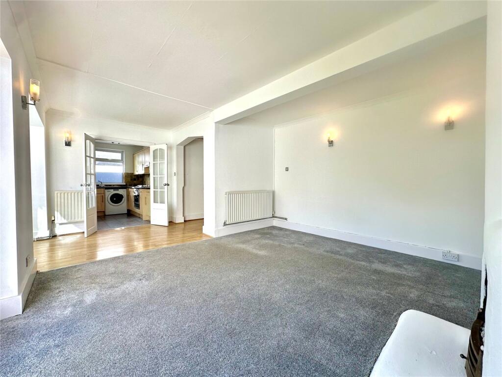 Apartment in Swindon - More