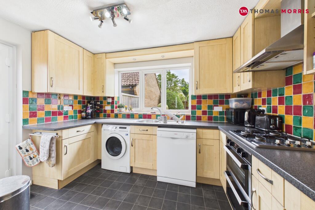 Dove House Close, Godmanchester, Huntingdon, Cambridgeshire, PE29 photo 4