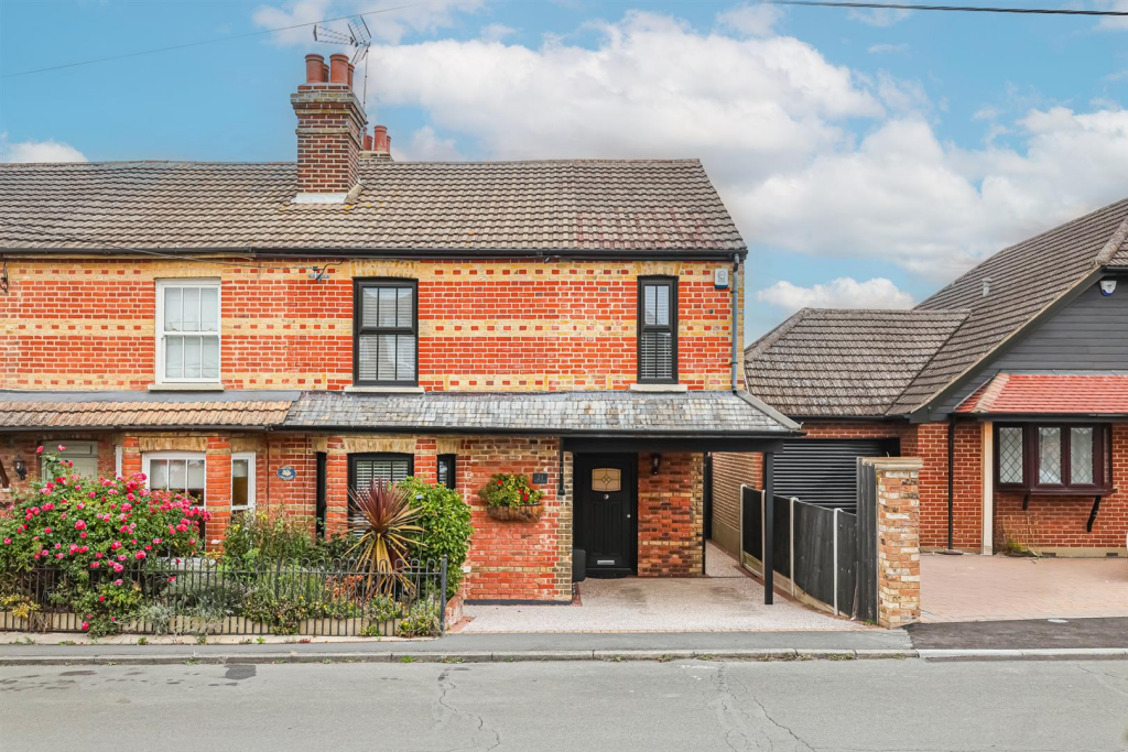 Main image of property: Mortimer Road, Rayleigh