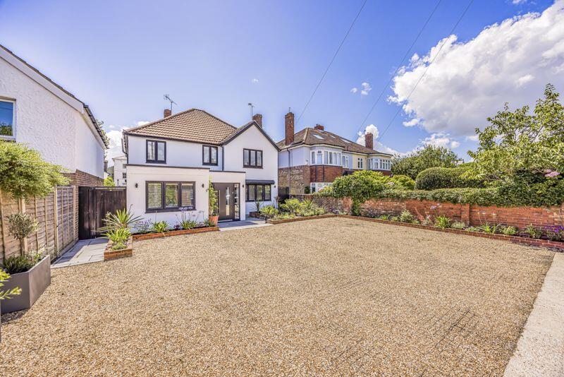 4-bed detached on 10, Garden Lane, Southsea, £875,000