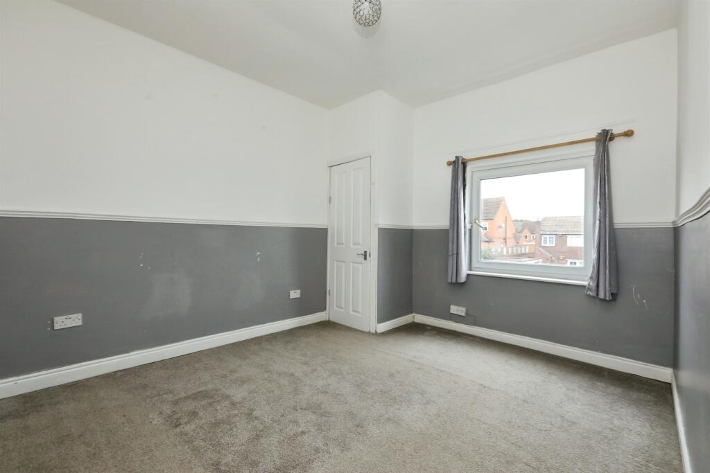 House in Rotherham, Bramley - View 5