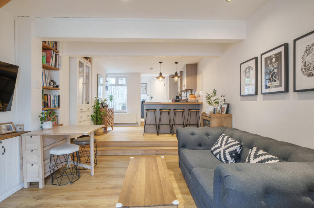 Main image of property: Sussex Road, South Croydon, CR2
