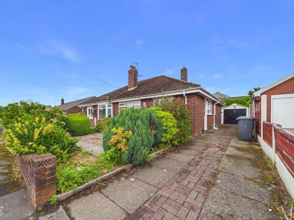 Main image of property: School Avenue, Ashton-under-Lyne, Greater Manchester, OL6