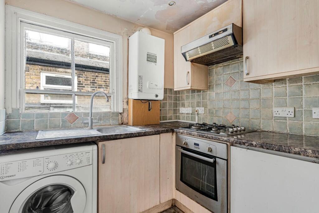 Apartment in London - View 3