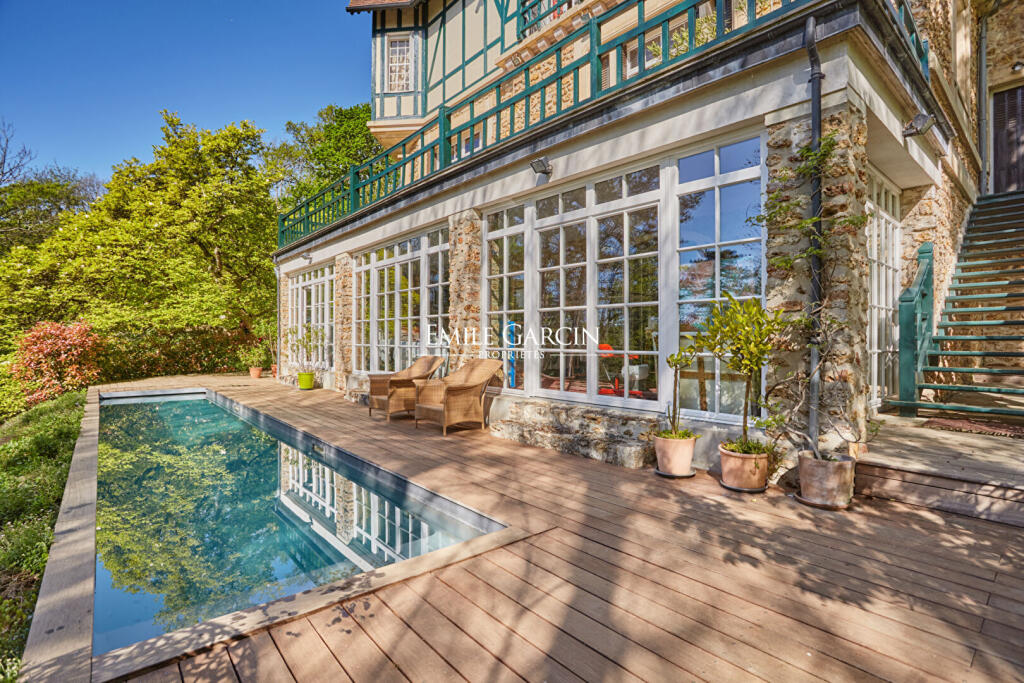 Main image of property: Paris-Isle of France, Yvelines, Jouy-en-Josas