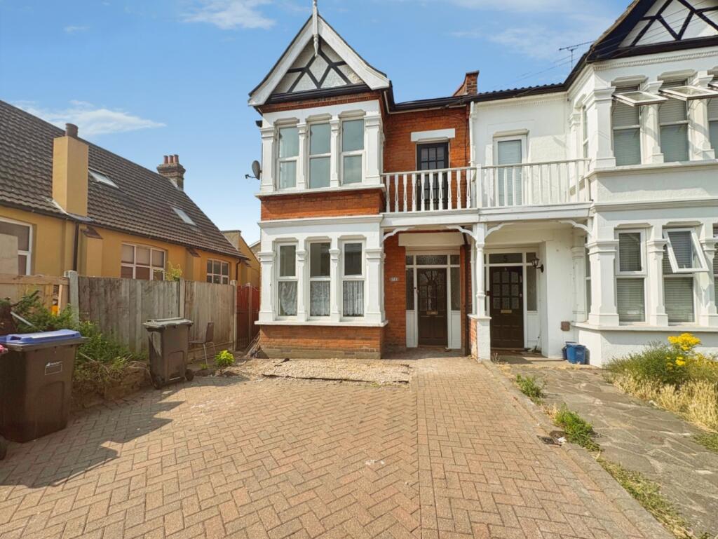 Main image of property: Gainsborough Drive, Westcliff-On-Sea