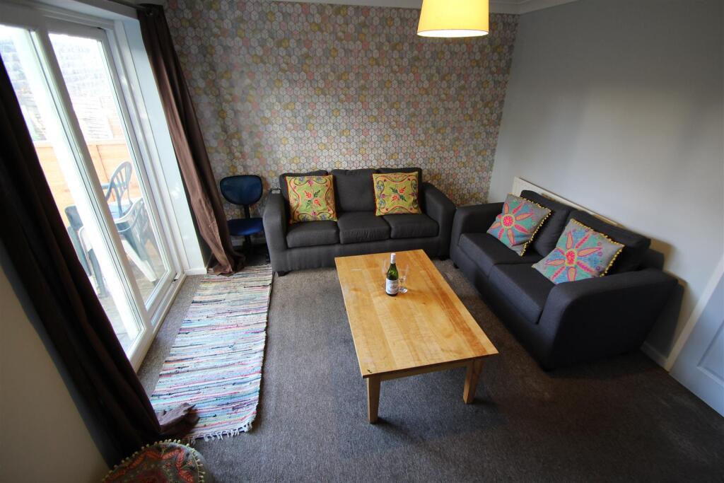 House in Leeds, Burley - View 3