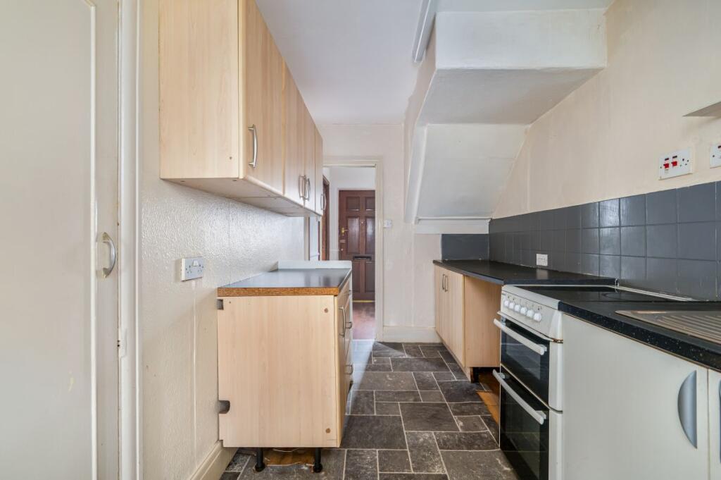 Additional image 5 of Threshfield Crescent, Birkenshaw