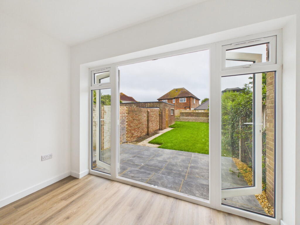 House in Worthing, West Sussex - View 4