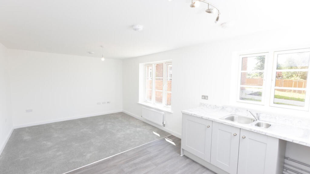 Seymour Mews,
Petworth,

West Sussex
GU28 0FN photo 3