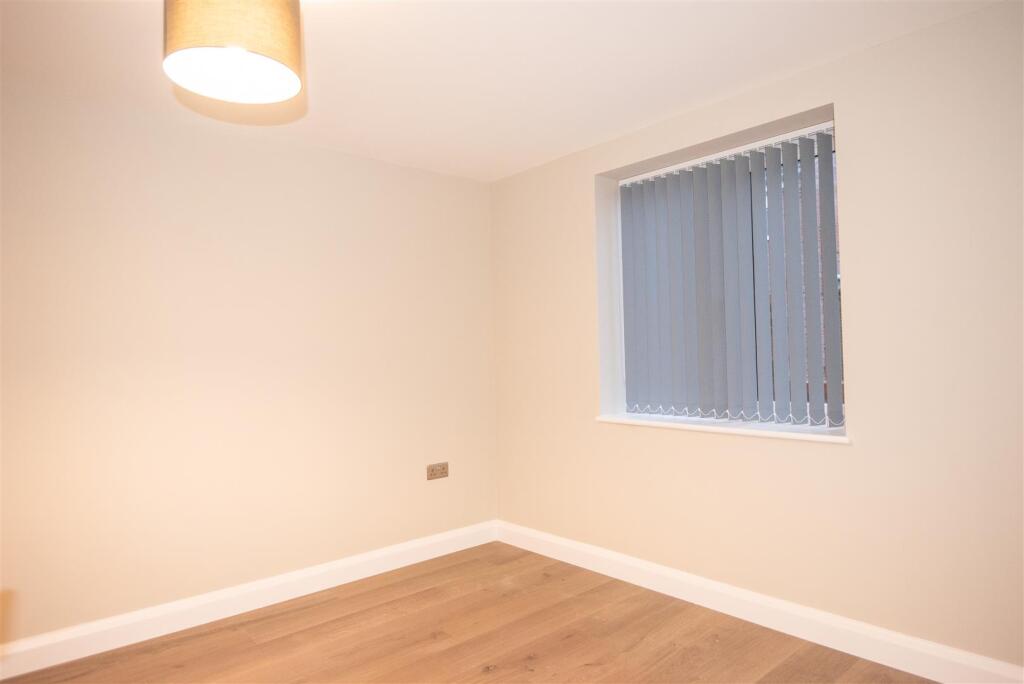 Apartment in York - View 4