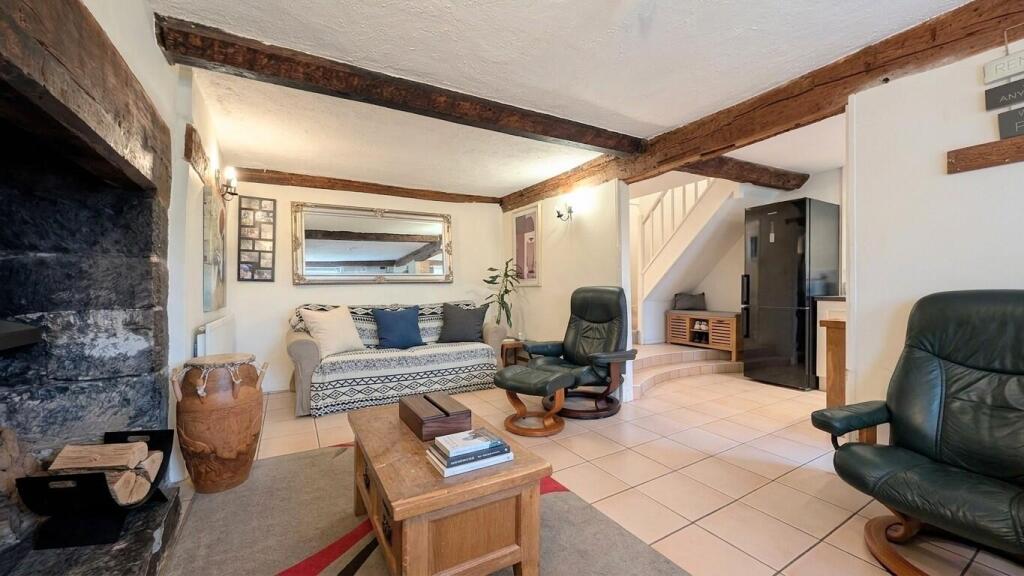 House in Taunton - View 4