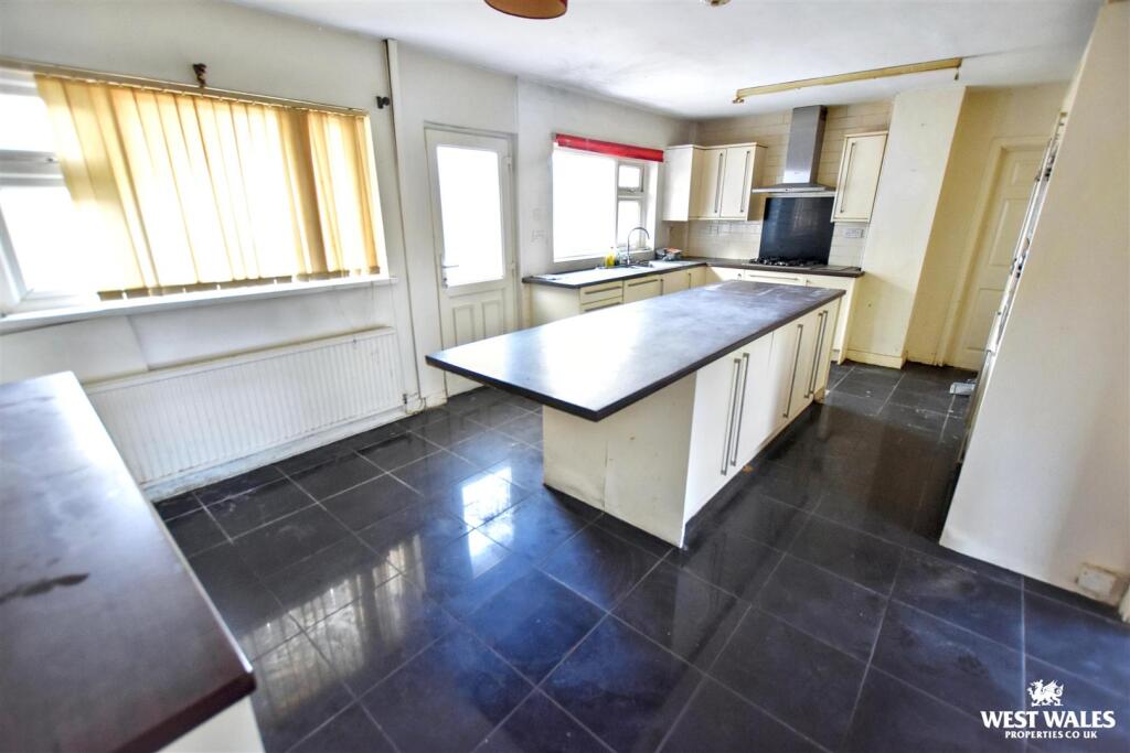 House in Swansea - View 5