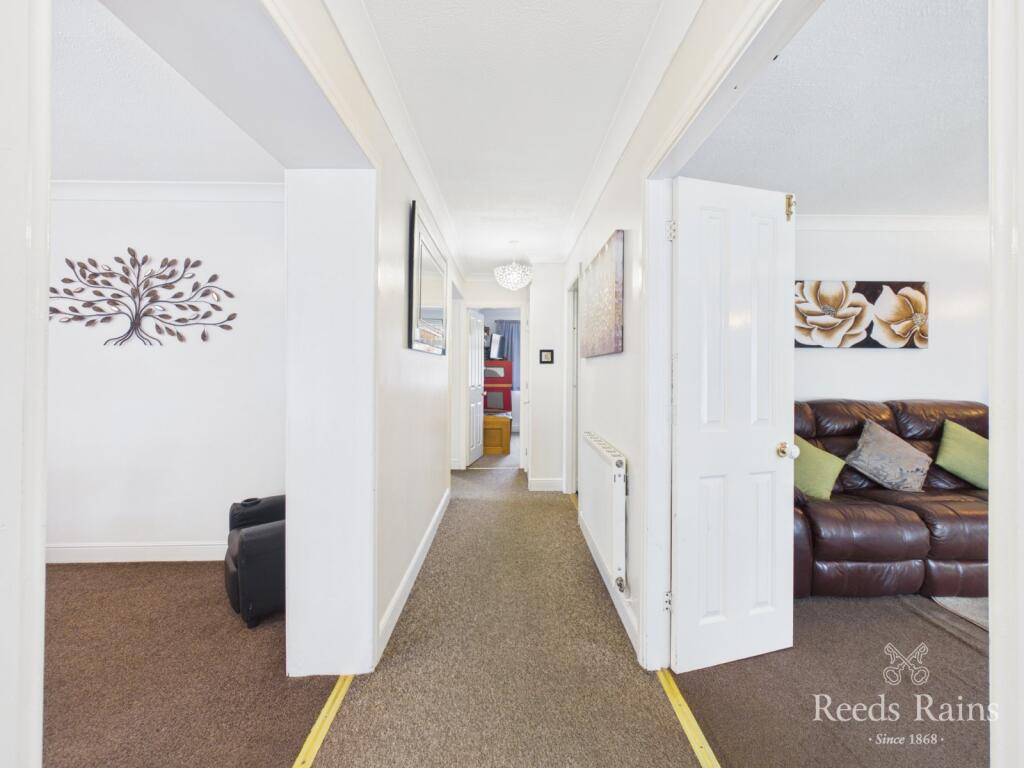 Croxton Close, Stockton-on-Tees, Durham, TS19 photo 2