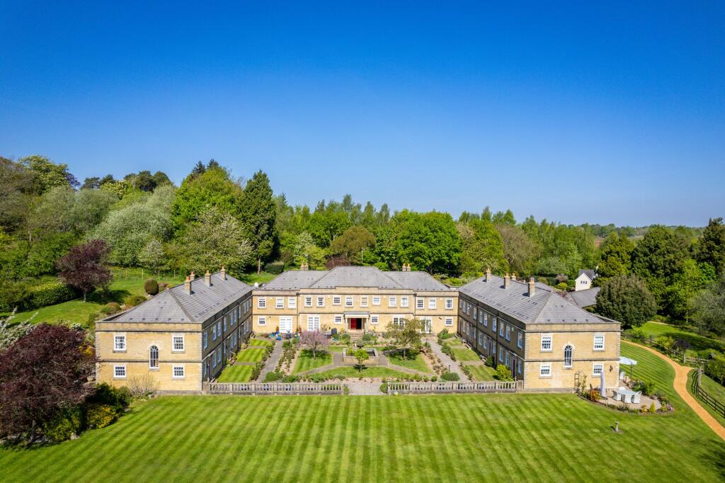 Main image of property: Turners Hill Road, East Grinstead, RH19